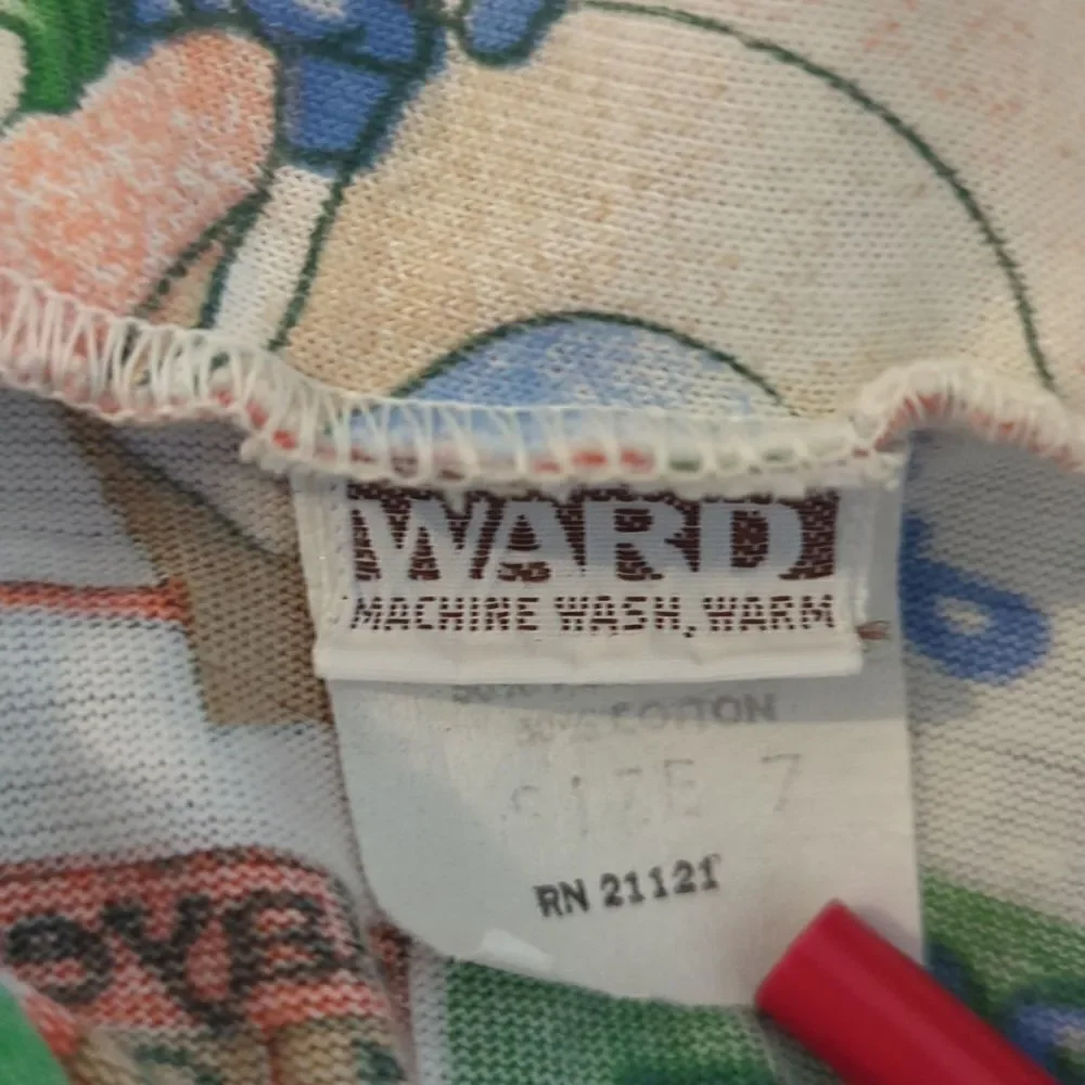 70s vintage Montgomery Ward sports theme shirt dagger collar‎